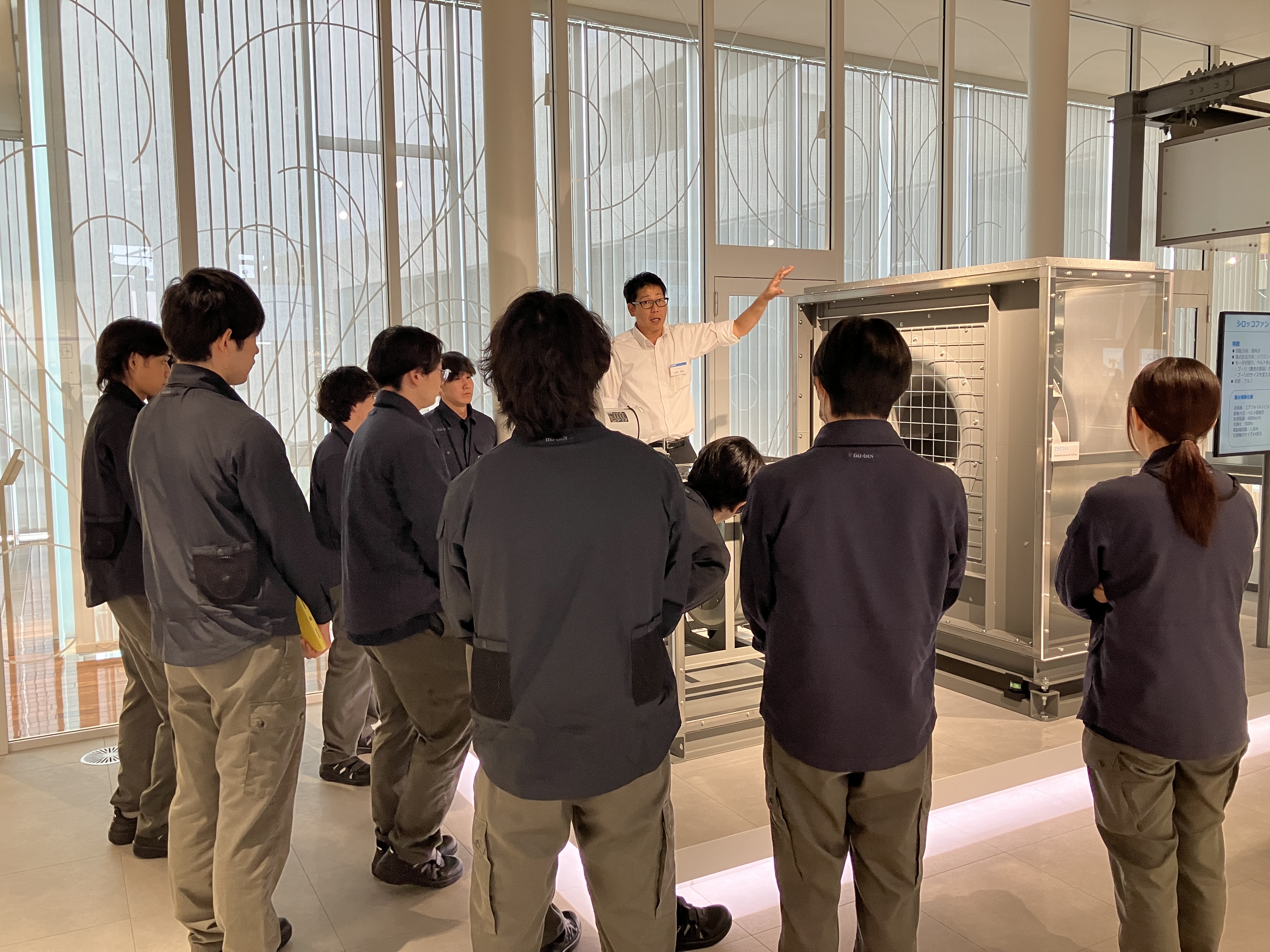 設備工事会社の方々へ向けたショールームの見学会を実施いたしました